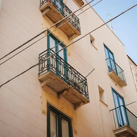 Gocce Di Sale Τραπάνι